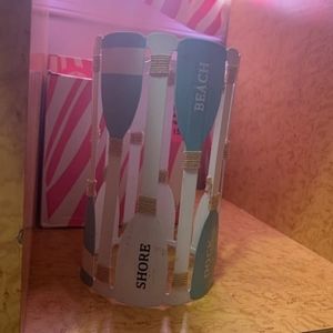 Pink zebra paddle shade